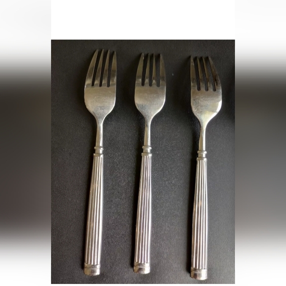 Hampton Silversmiths Avignon 2 Stainless GLOSSY Flatware Forks 7 3/4" Se… - Picture 9 of 15